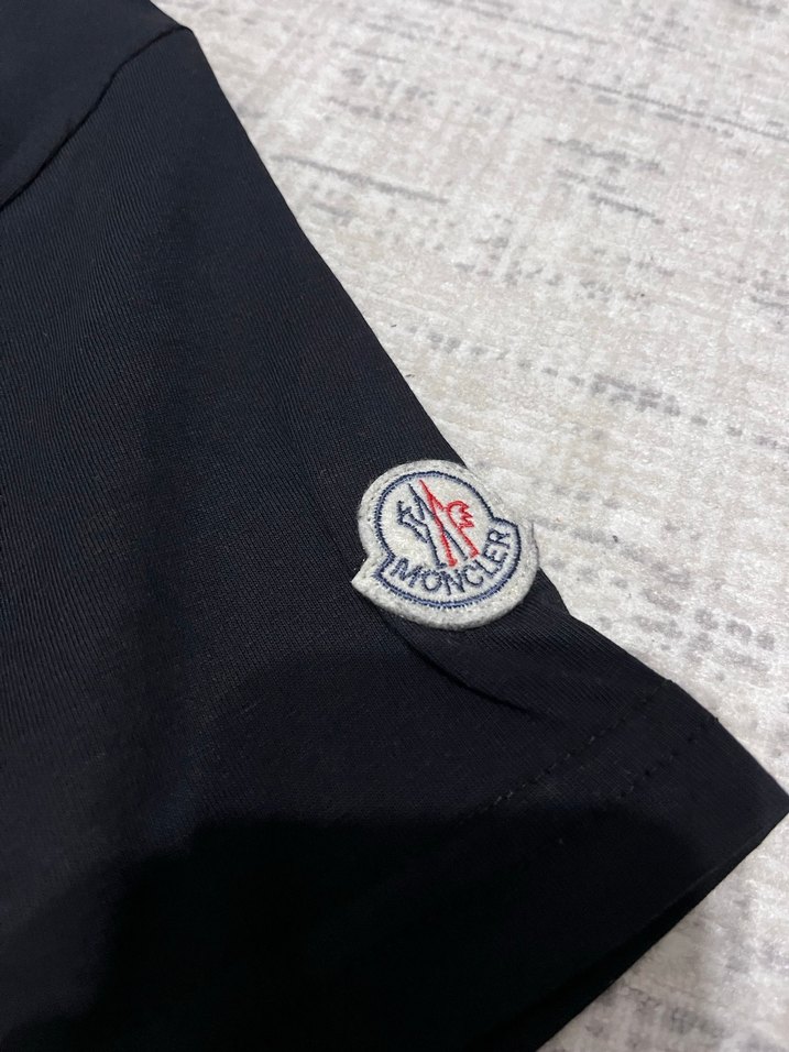 Moncler Siyah Baskılı Erkek Tişört - Görsel 2