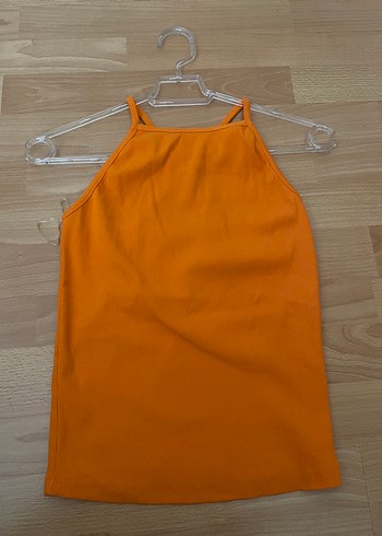 Turuncu ve Beyaz Yüksek Yakalı Kadın Atlet iki adet