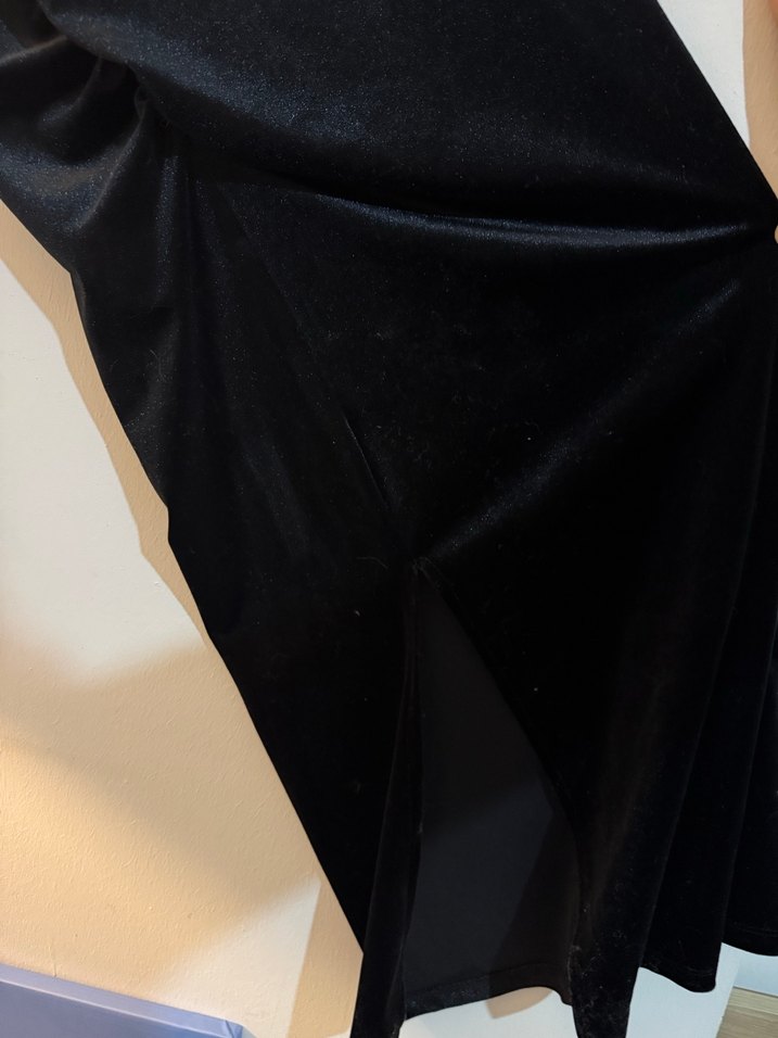 Uzun Kollu Drapeli Siyah Straplez Elbise - Görsel 3