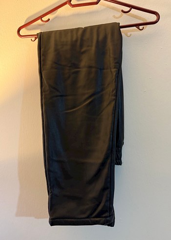 Drapeli Siyah Deri Kadın Pantolon - Görsel 5