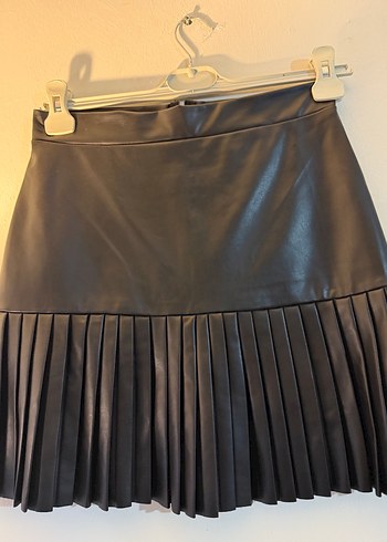 Siyah Deri Pileli Mini Etek - Görsel 2