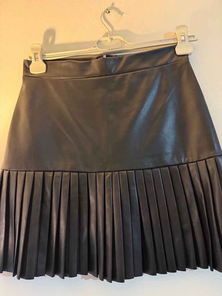 Siyah Deri Pileli Mini Etek - Görsel 2