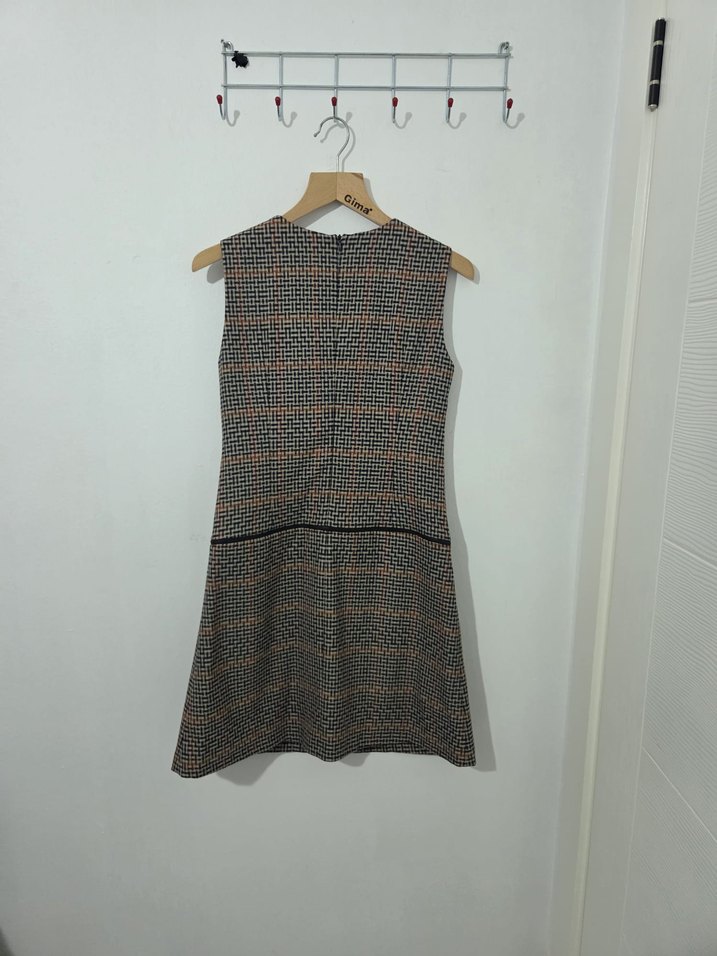 Kahverengi Kemerli Mini Kolsuz Elbise - Görsel 2