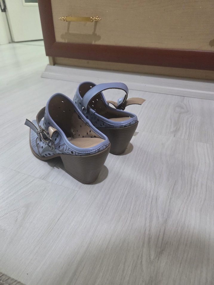 Gri Blok Topuklu Kadın Günlük Ayakkabı - Görsel 3