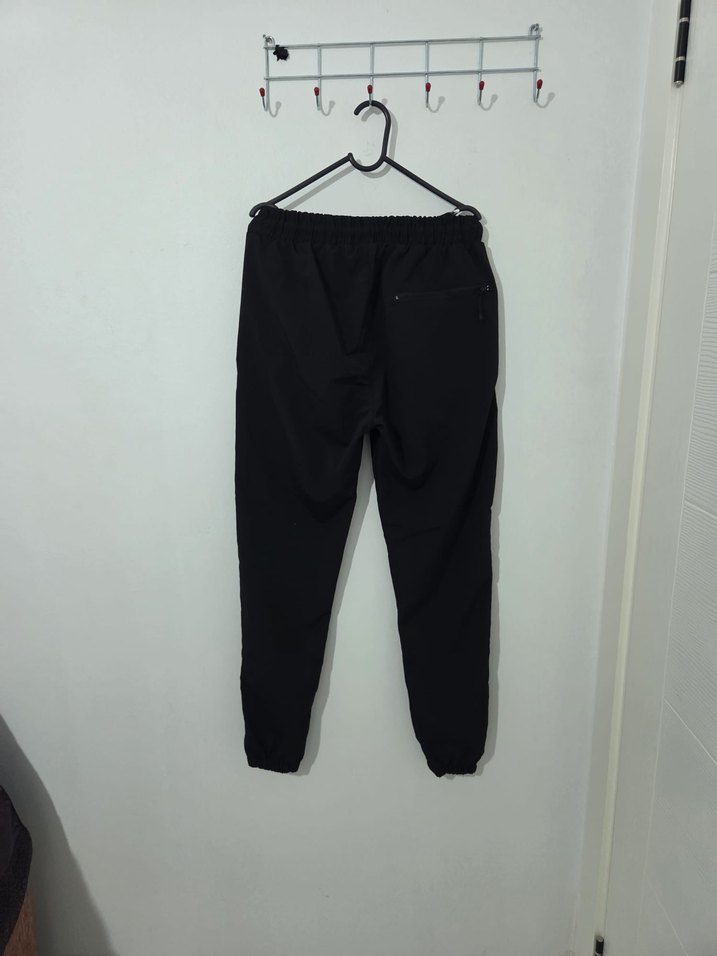 Erkek Siyah Rahat Kesim Outdoor Eşofman Altı - Görsel 2