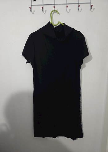 Drapeli Siyah Baskılı Boğazlı Hamile Tişörtü - Görsel 2