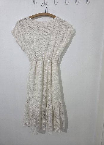 Dantel Detaylı Beyaz Keten Midi Elbise - Görsel 2