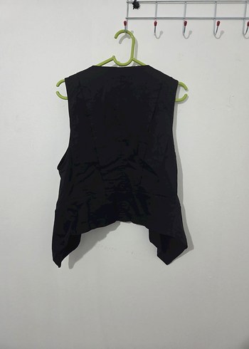 Siyah Mini Düğmeli Kolsuz Yelek - Görsel 2