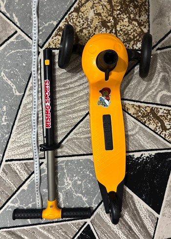  Beden Sarı Renkli Çocuk Scooter'ı