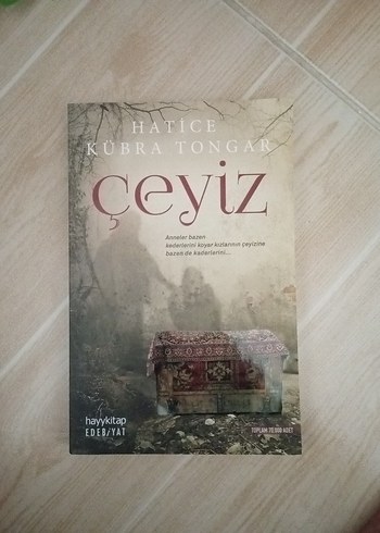 Çeyiz - Hatice Kübra Tongar Kitabı
