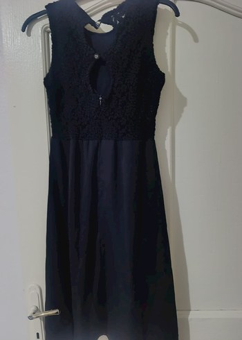 Siyah Nakışlı Uzun V Yaka Kadın Abiye Elbise - Görsel 2