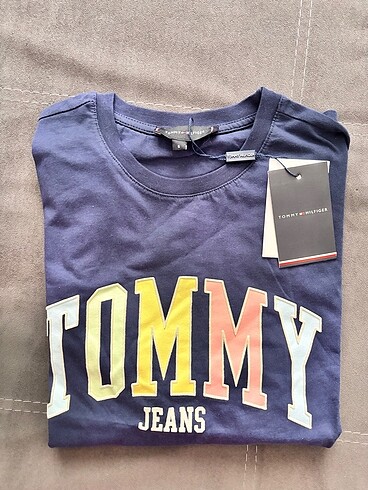tommy jeans tişört