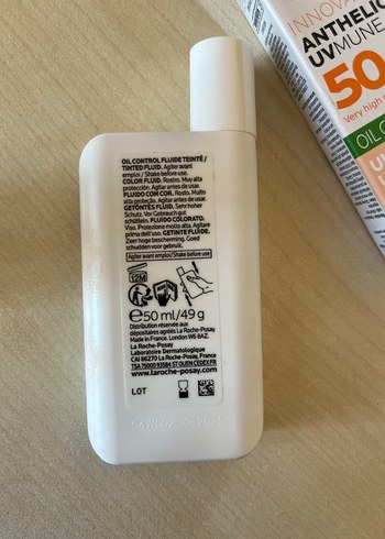 La Roche Posay La Roche-Posay Anthelios UVmune 400 SPF 50+ Tinted Fluid