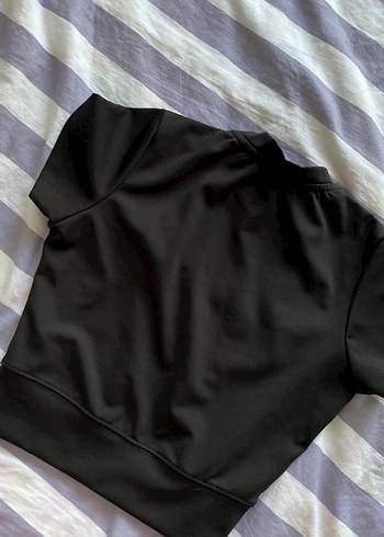 m Beden siyah Renk Siyah NikePro Crop Top