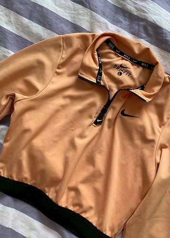 Nike yavruağzı Fermuarlı uzun kollu crop