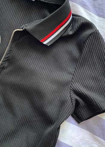 l Beden Siyah yakası çizgili polo yaka tişört