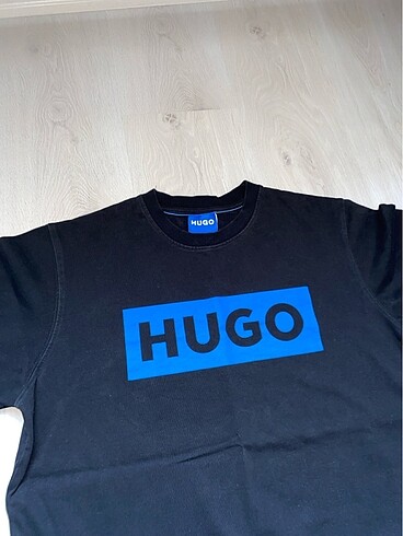 Hugo Siyah Kaliteli Tişört XL beden - Görsel 2