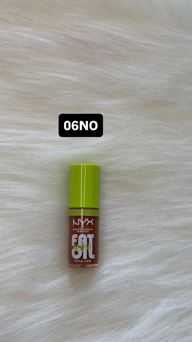 NYX Yağlı Dudak Parlatıcısı 05NO Açık Haki - Görsel 3