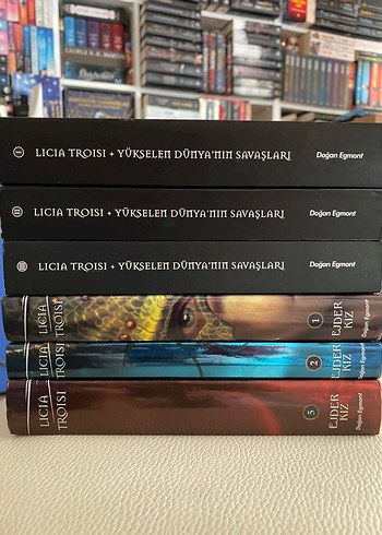 Licia Troisi Yükselen Dünyanın Savaşları Seti