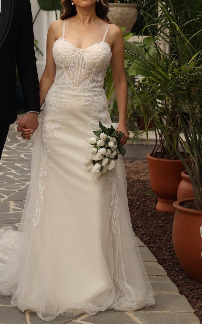 Modern Kırık Beyaz Balık Model Gelinlik - Görsel 4