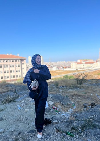 Kadın Camel Batik Desenli Denim Yağmurluk - Görsel 2