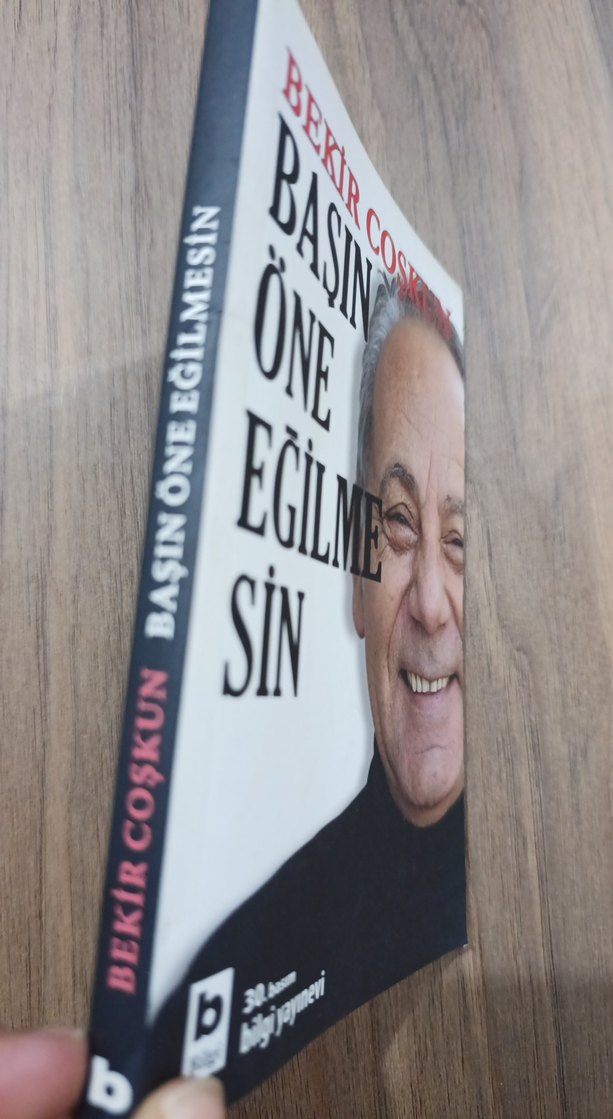 Bekir Coşkun - Başın Öne Eğilmesin - Görsel 2