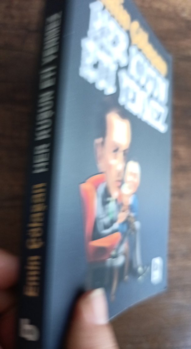 Her Kuşun Eti Yenmez - Emin Çölaşan - Görsel 2