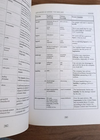 Beden Renk Essential Academic Vocabulary - Cesur Öztürk