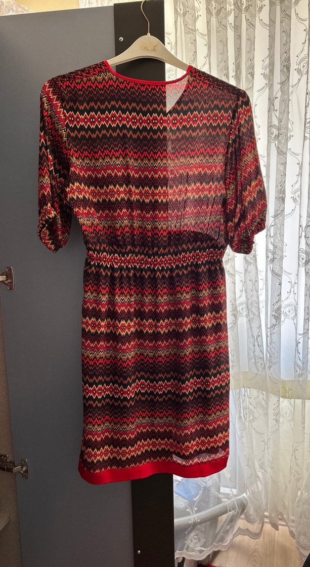 Kadın kırmızı zikzak desenli elbise - Görsel 3