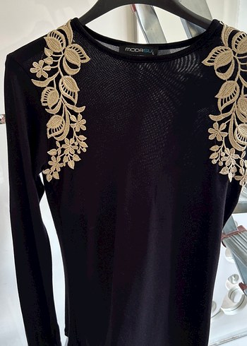 Dantel İşlemeli Siyah Uzun Kollu Bluz - Görsel 3