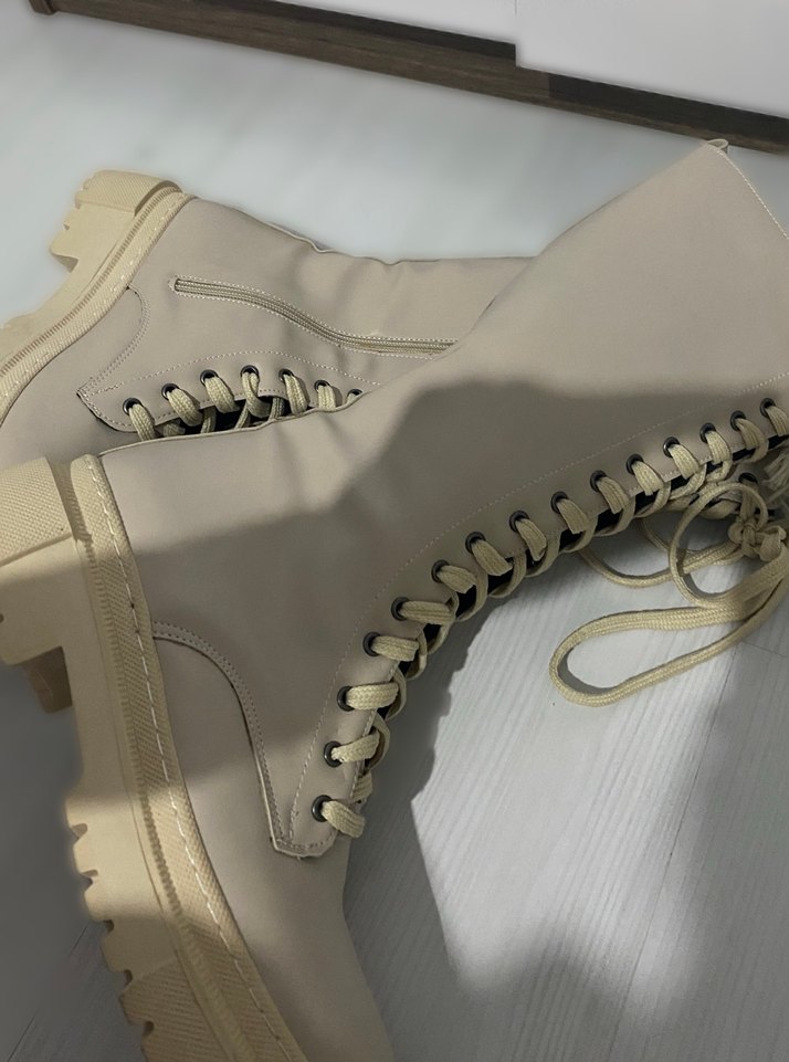 Bej Süet Bağcıklı Kadın çizme - Görsel 3