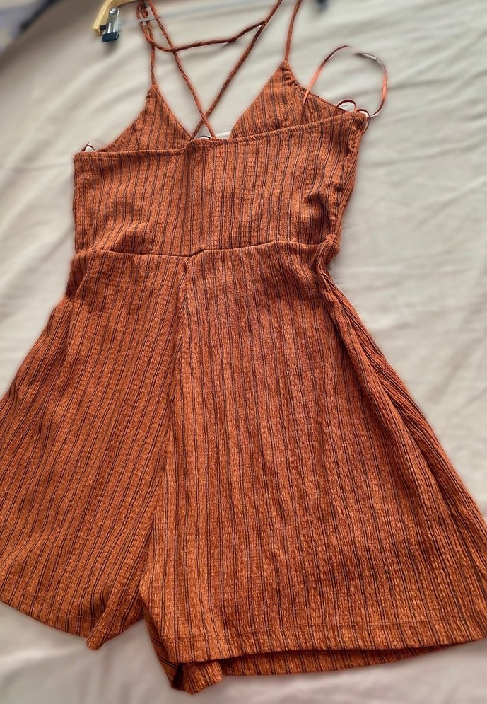 Kahverengi Keten V Yakalı sortlu Tulum - Görsel 3