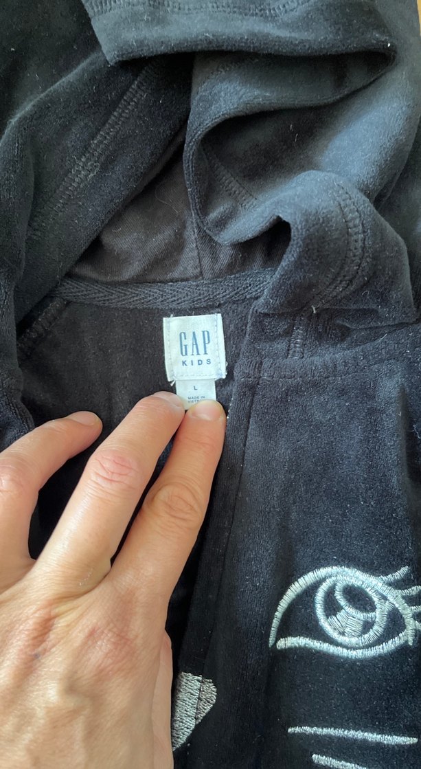 Armani marka Gri Fermuarlı Kedi Kapüşonlu Hırka - Görsel 4