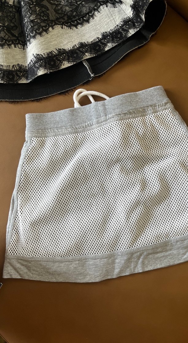 Kız cocuk Dantel Detaylı Gri Mini Etek - Görsel 3