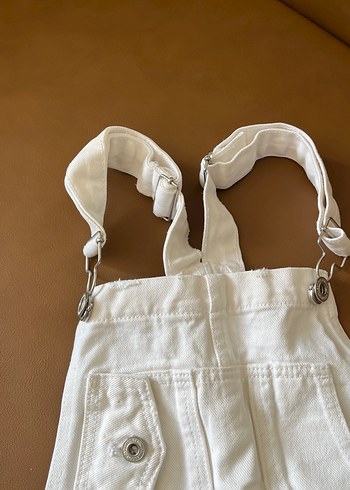 Kızlar için beyaz jean askılı tulum - Görsel 7