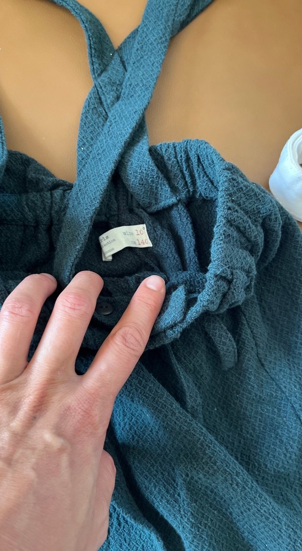 Kızlar için beyaz jean askılı tulum - Görsel 3