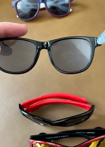 Renkli erkek cocuk Güneş Gözlükleri Seti - Görsel 10