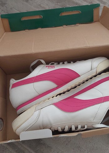 Puma Roma Pembe Kadın Spor Ayakkabı