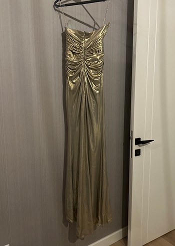 36 Beden Drapeli Gold Straplez Uzun Abiye Elbise