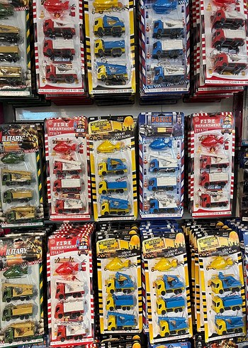 Renkli Mini Oyuncak Araç Setitekli paket 200tl