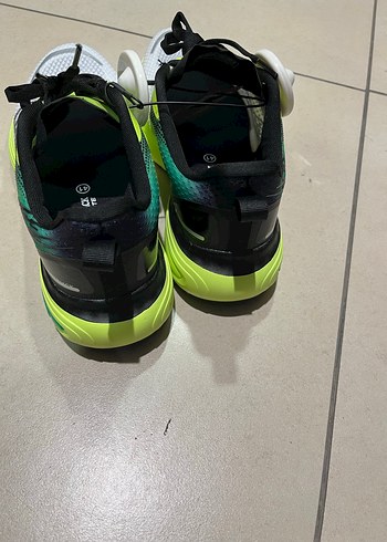 Yılan Desenli Erkek Spor Ayakkabı - Görsel 2