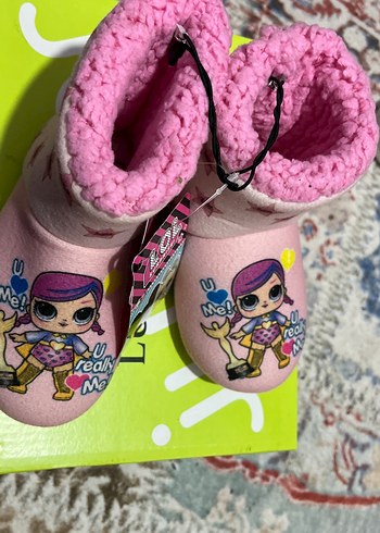 Kız Çocuk Renkli Pop Kültür Desenli Sıcak Ev Terliği24-25 arası - Görsel 2