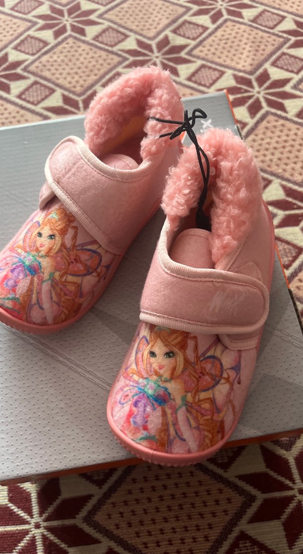 Kızlar için Nakışlı Pembe Sıcak Terlik - Görsel 2