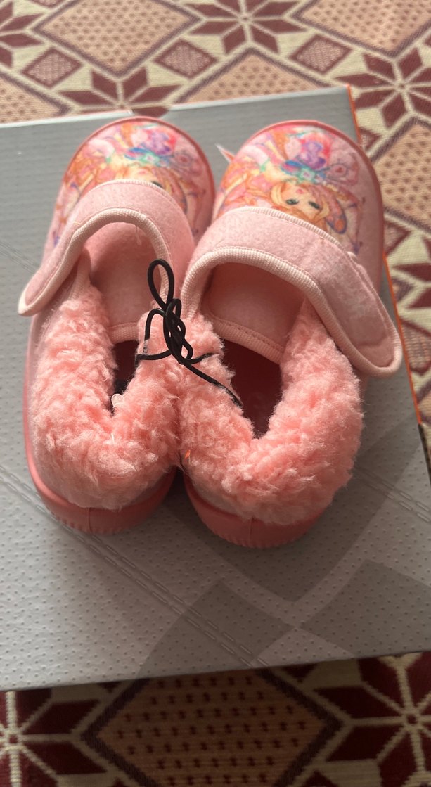 Kızlar için Nakışlı Pembe Sıcak Terlik - Görsel 3