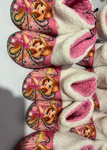 Renkli Nakışlı Kız Çocuk Sıcak Ev Terliği30-35 arası mevcut - Görsel 2