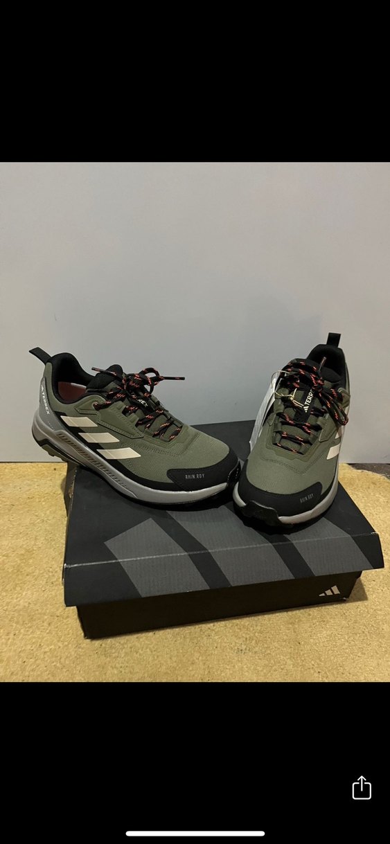 Adidas TEREX 40.5 numara süper renk ve model ORİJİNAL SÜPER - Görsel 2