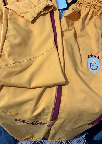 GALATASARAY taraftar eşortmanıSÜPER MODELM-Xl-XXL mevcut - Görsel 3