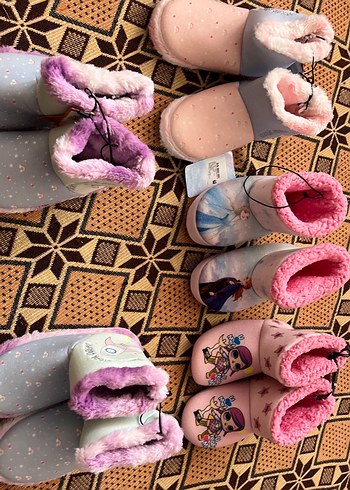 Kız Çocukları İçin Nakışlı, Örgü Sıcak Terlikler29-30 arası giy - Görsel 2