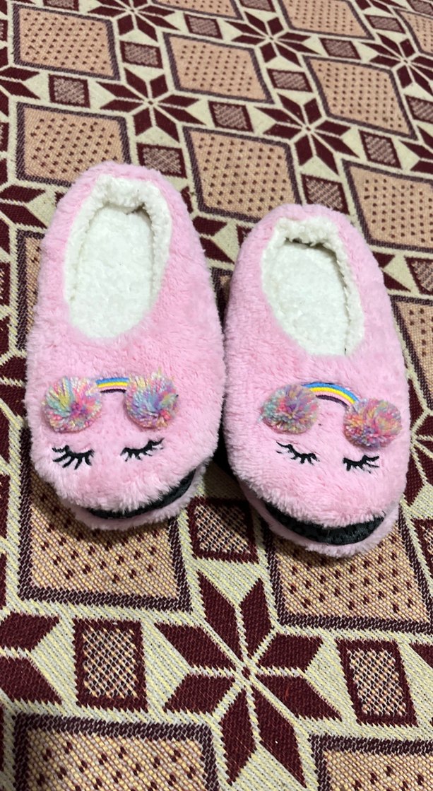 Kız Çocuk Pembe Peluş Ev Terliği9-12 yaş arası giyer - Görsel 2