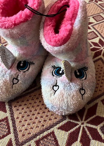 Kız Çocuk Pembe Bağlama Desenli Sıcak Terlik26-27 olur - Görsel 2